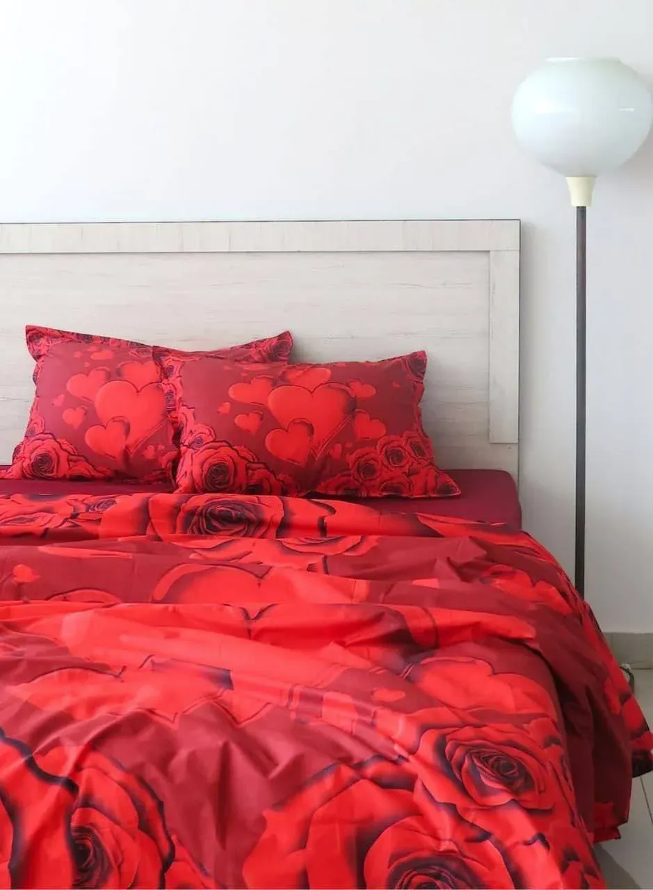 Комплект постельного белья LELIT Classic. Красные цветы#1