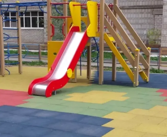 Резиновая разноцветная плита "Rubber Max Sport" для детской площадки (490 х 490 х 30 мм)#1
