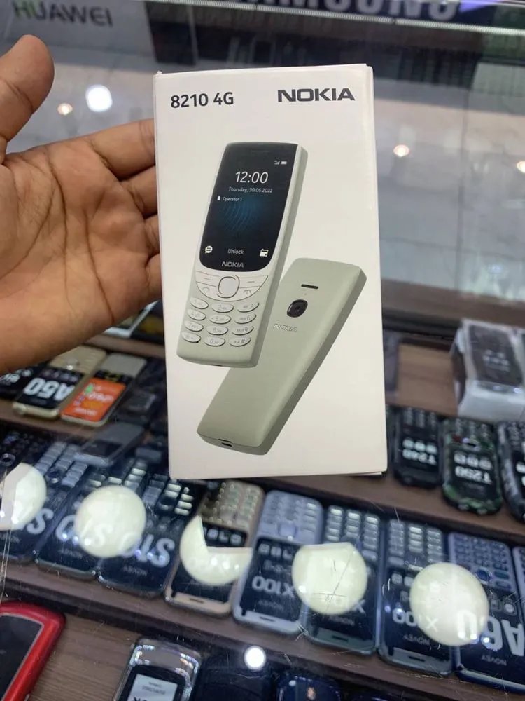 Смартфон Nokia 8210 4G#5
