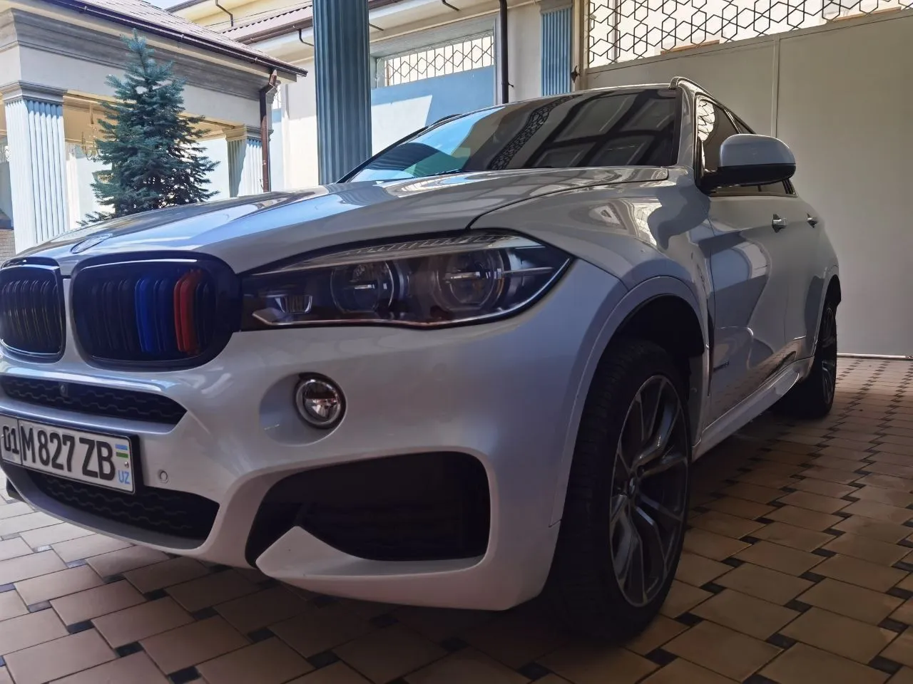 Электромобиль BMW X6 2018#5