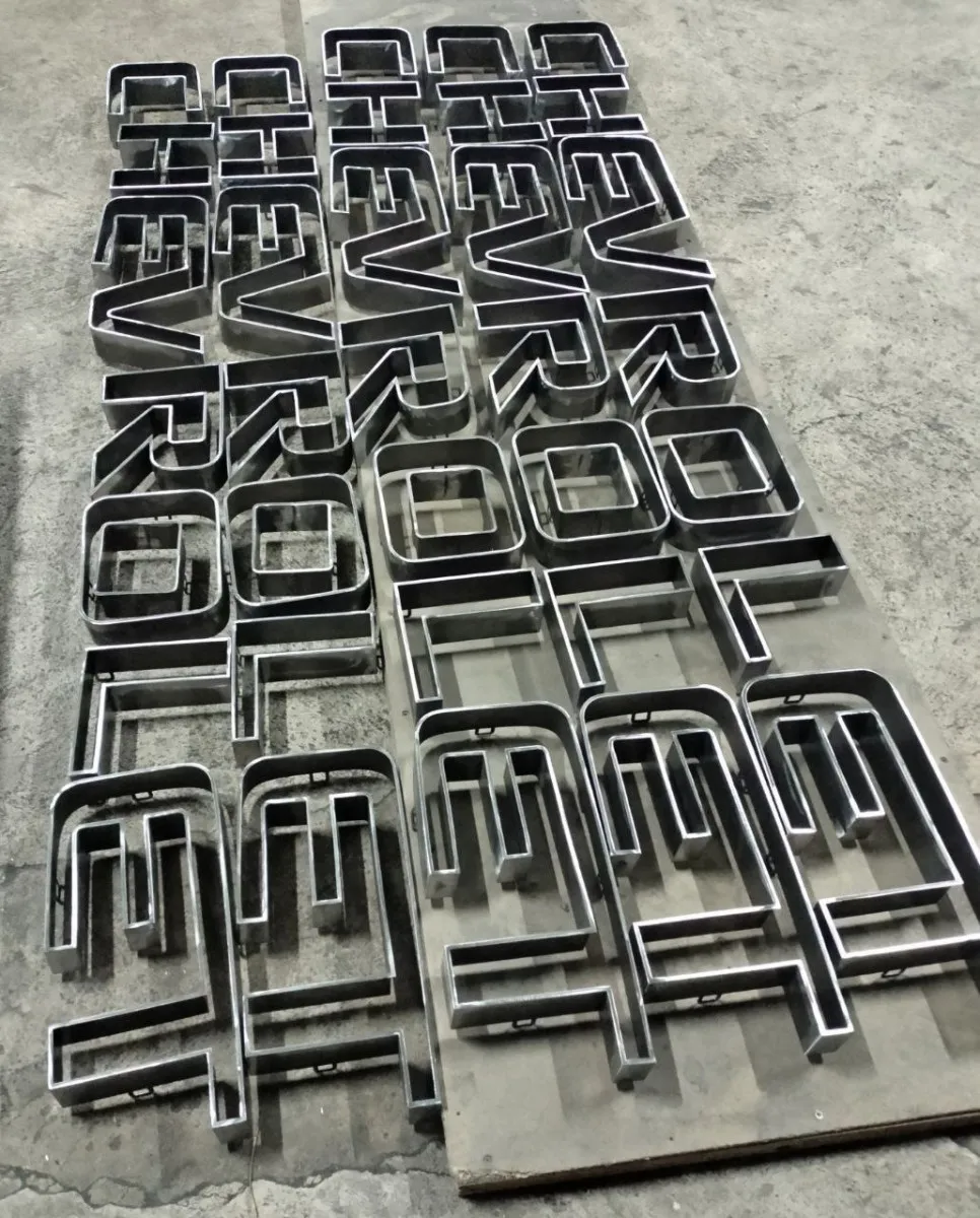 Изготавливаем объёмные буквы из металла (3D)#2