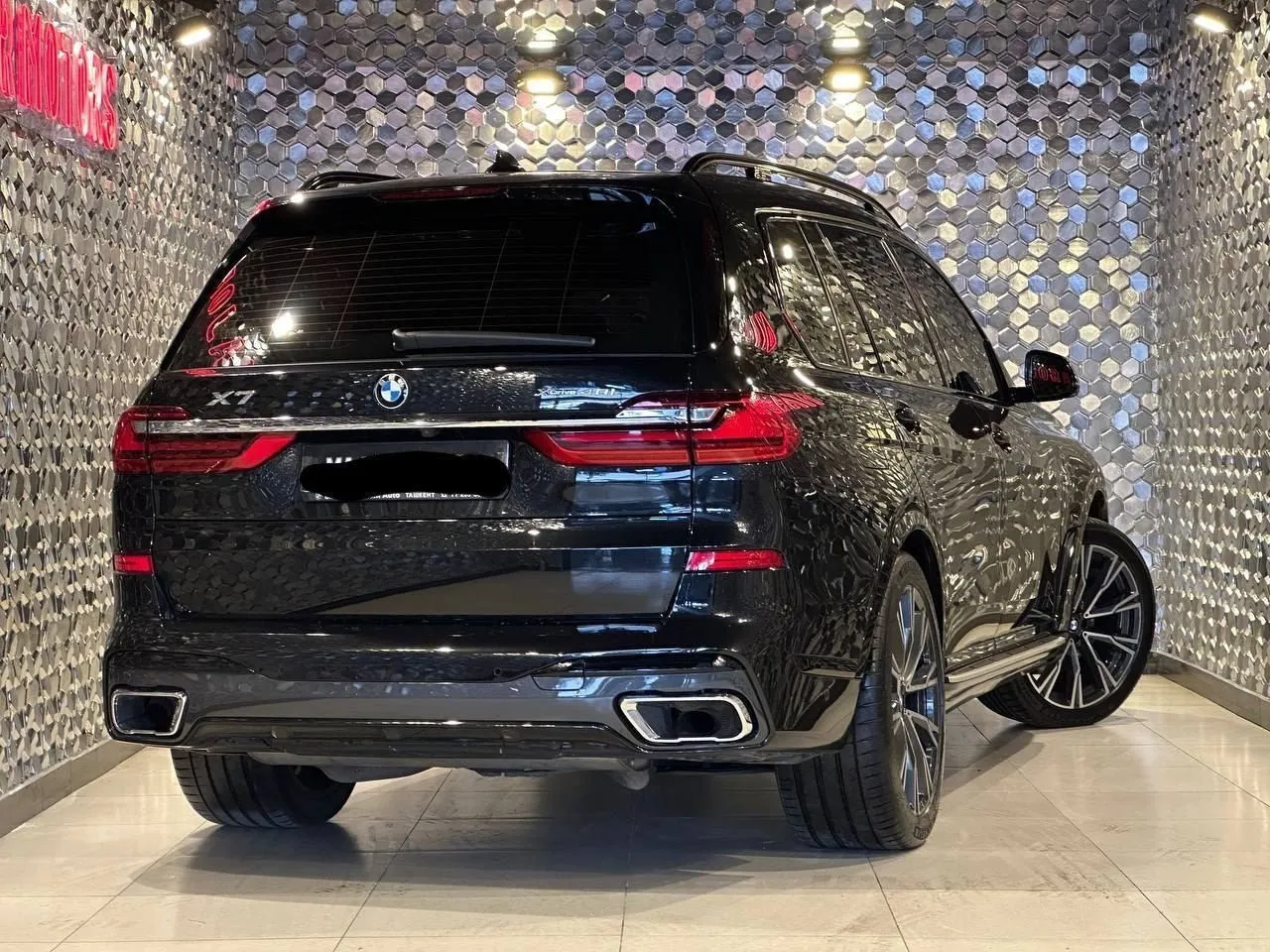 Электромобиль BMW X7 2019#6