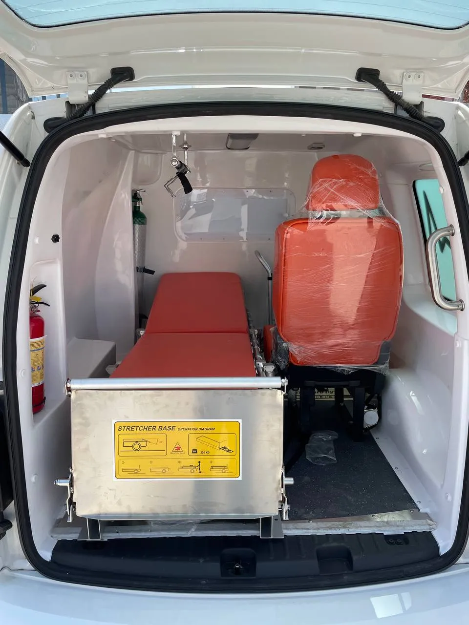 Volkswagen Caddy Ambulance   Легковой Автомобиль Фольксваген  Скорой Помощи#3