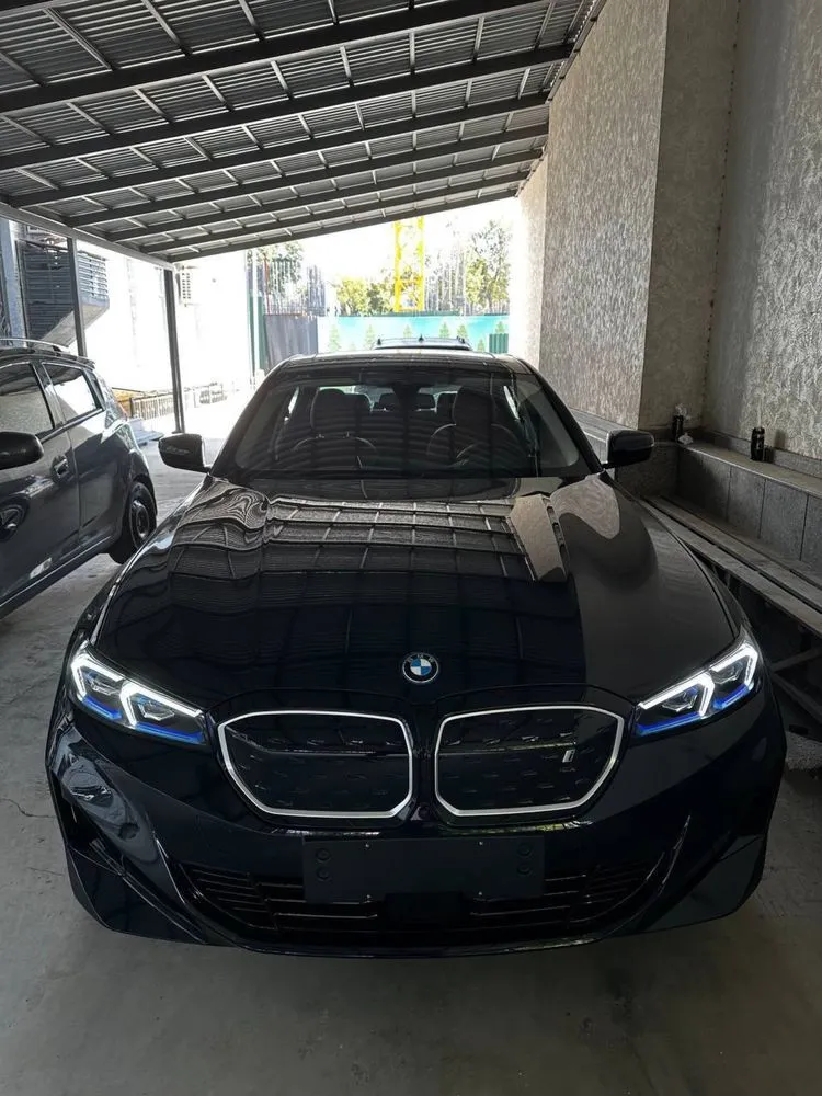 Электромобиль BMW i3#2