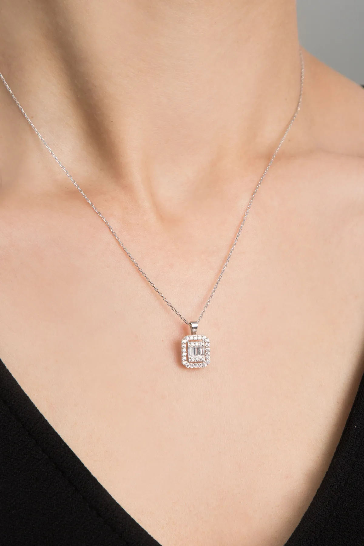 Серебряное ожерелье с дизайном багета esk2002 Larin Silver#3