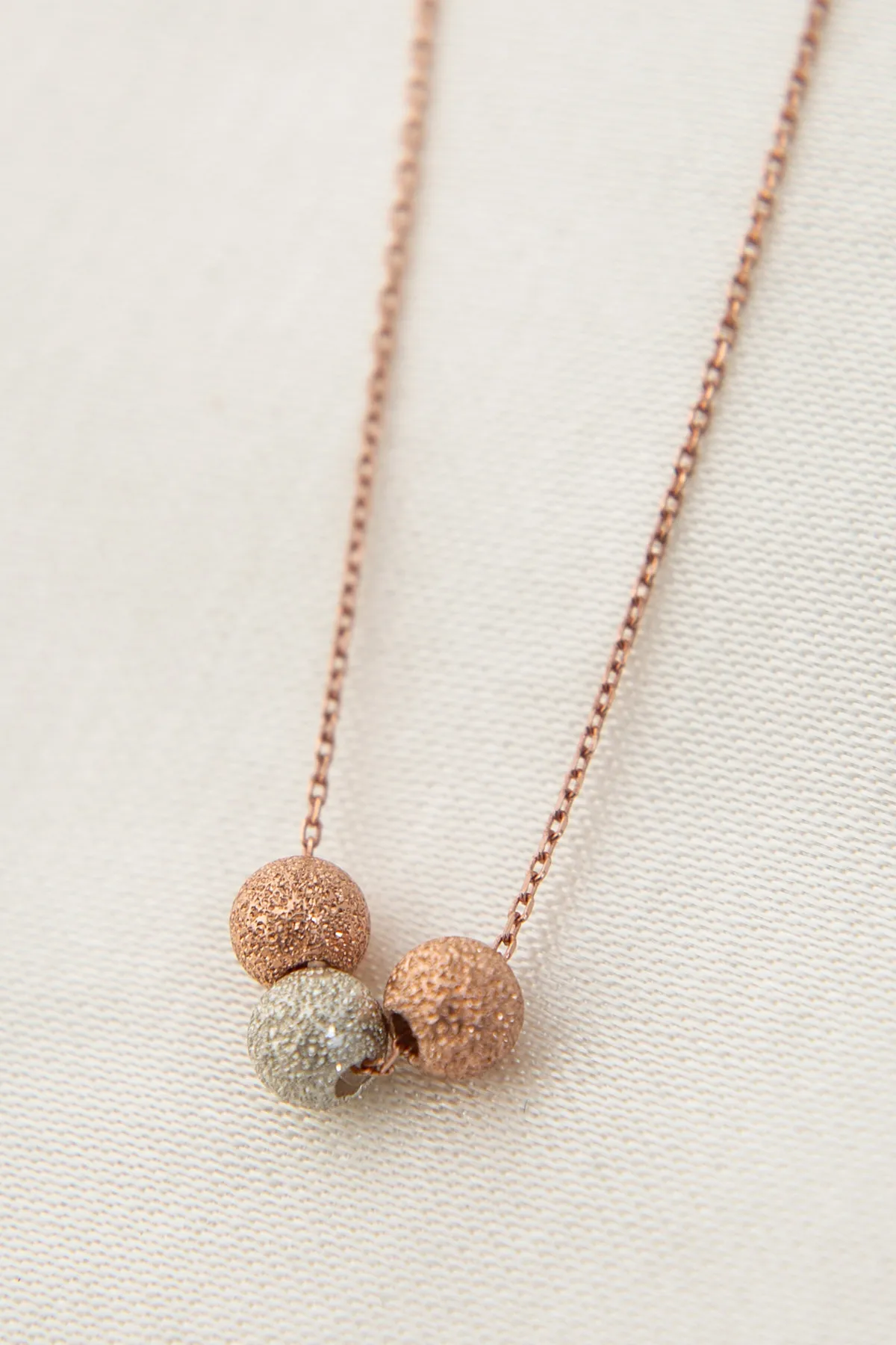 Серебряное ожерелье с тремя шариками elkslvr7163 Larin Silver#2