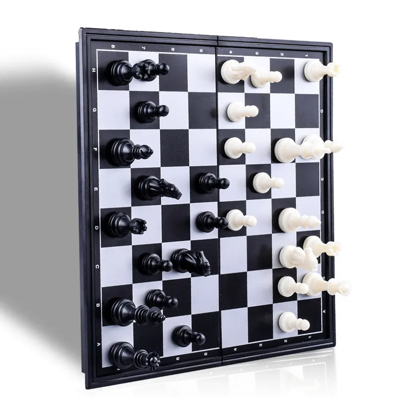 Шахматы и шашки и нарды 3 в 1, магнитные#3