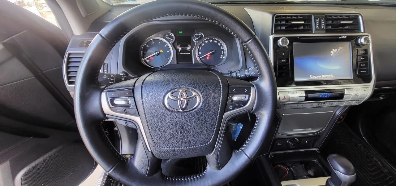 Электромобиль Toyota Land Cruiser 2020#6