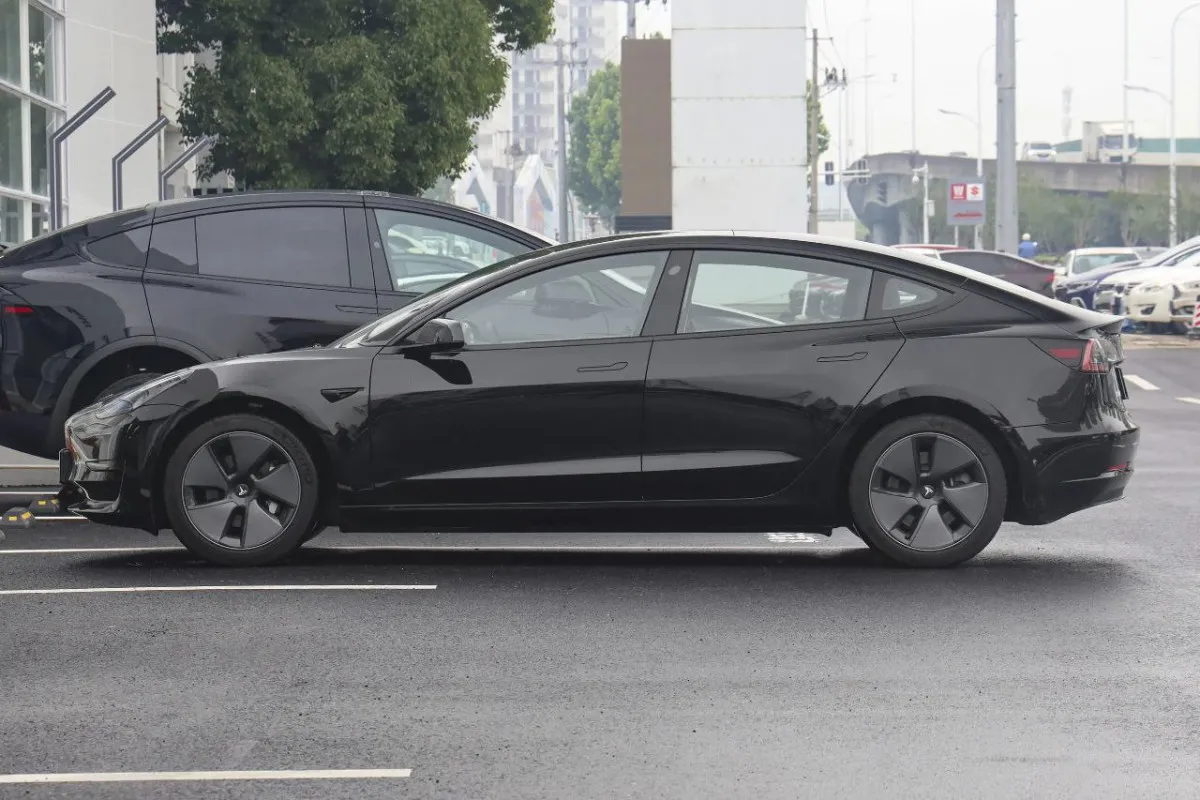 Tesla Model 3 Performance Edition elektromobili#4