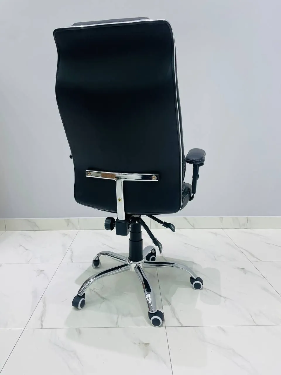 Кресло офисное для руководителя А 065#4