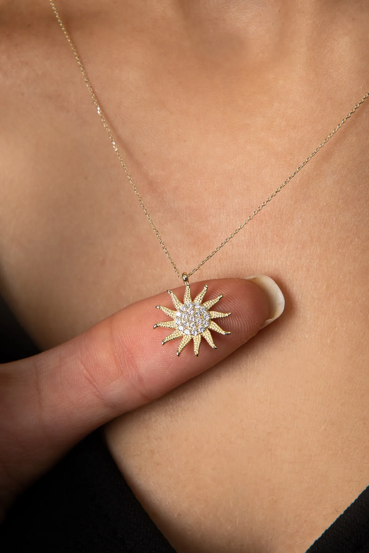 Серебряное ожерелье, модель: солнце pp4008 Larin Silver#2