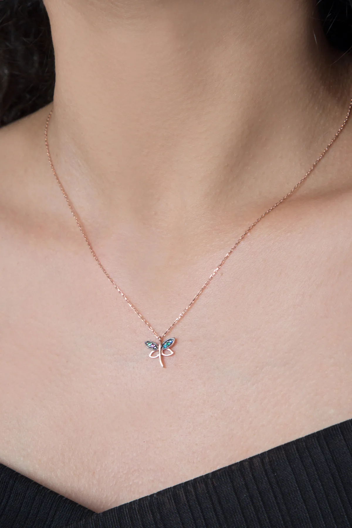 Серебряное ожерелье, с розовым покрытием, модель: стрекоза с разными камнями pp2235 Larin Silver#2