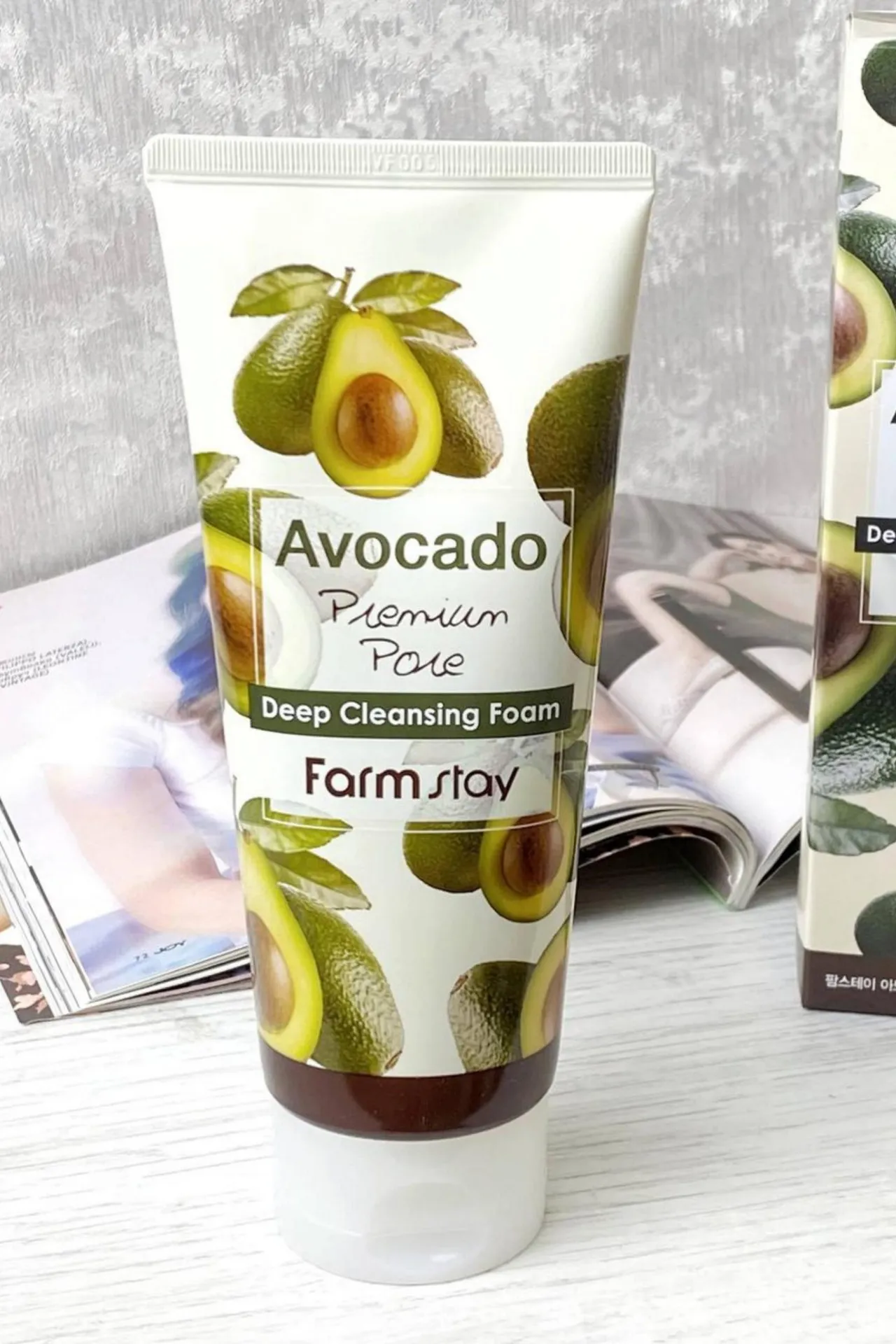 Очищающая пенка с экстрактом авокадо avocado premium pore deep cleansing foam 5522 FarmStay (Корея)#4