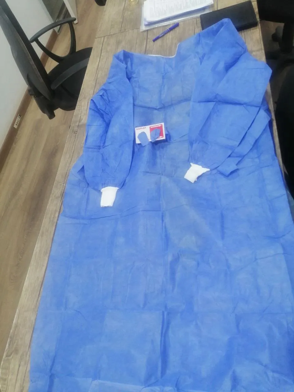 Одноразовый хирургический халат модель СТАНДАРТ+#1