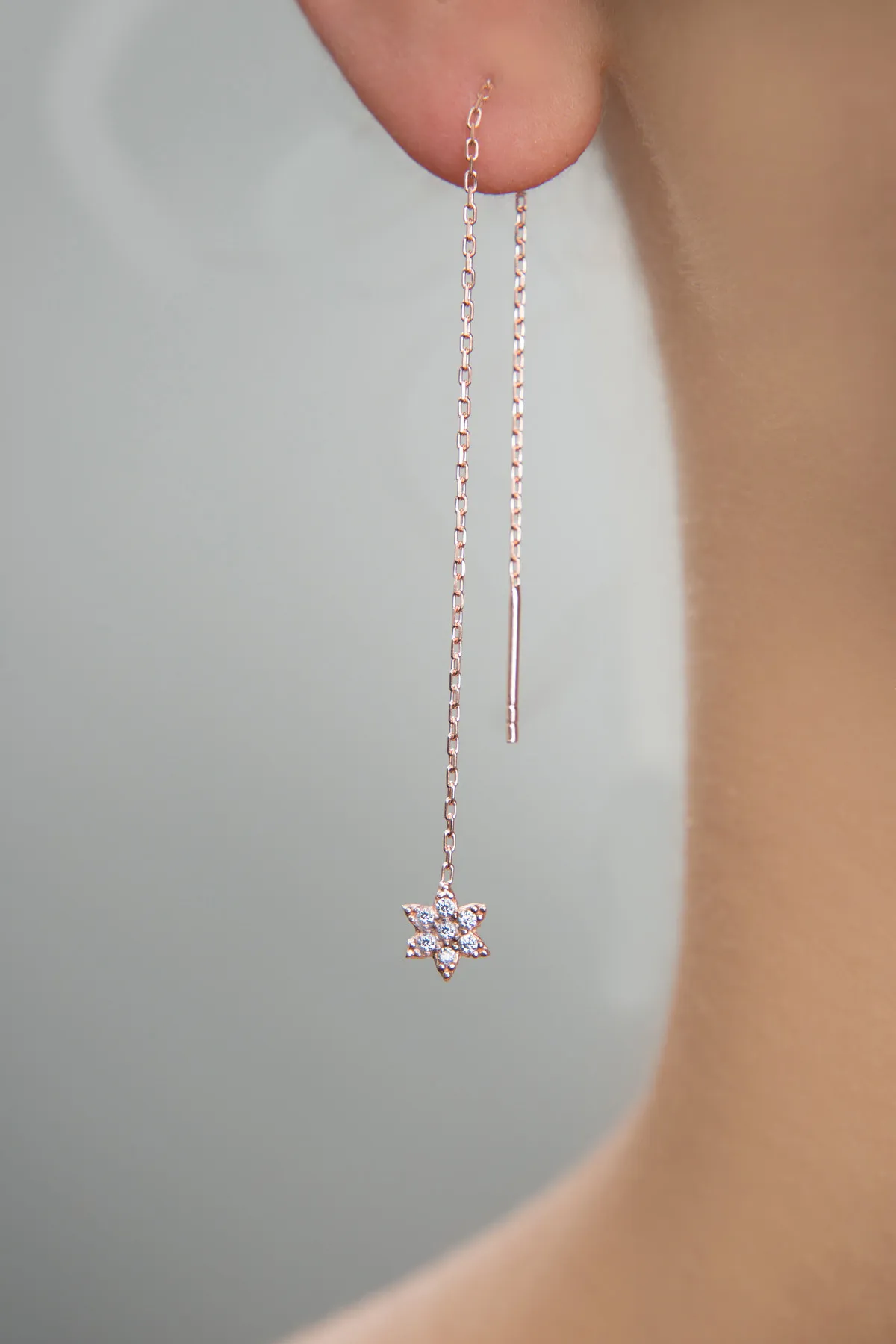Висячие серебряные серьги с розовым покрытием 925 со цветочной деталью ekr2011 larin silver#1