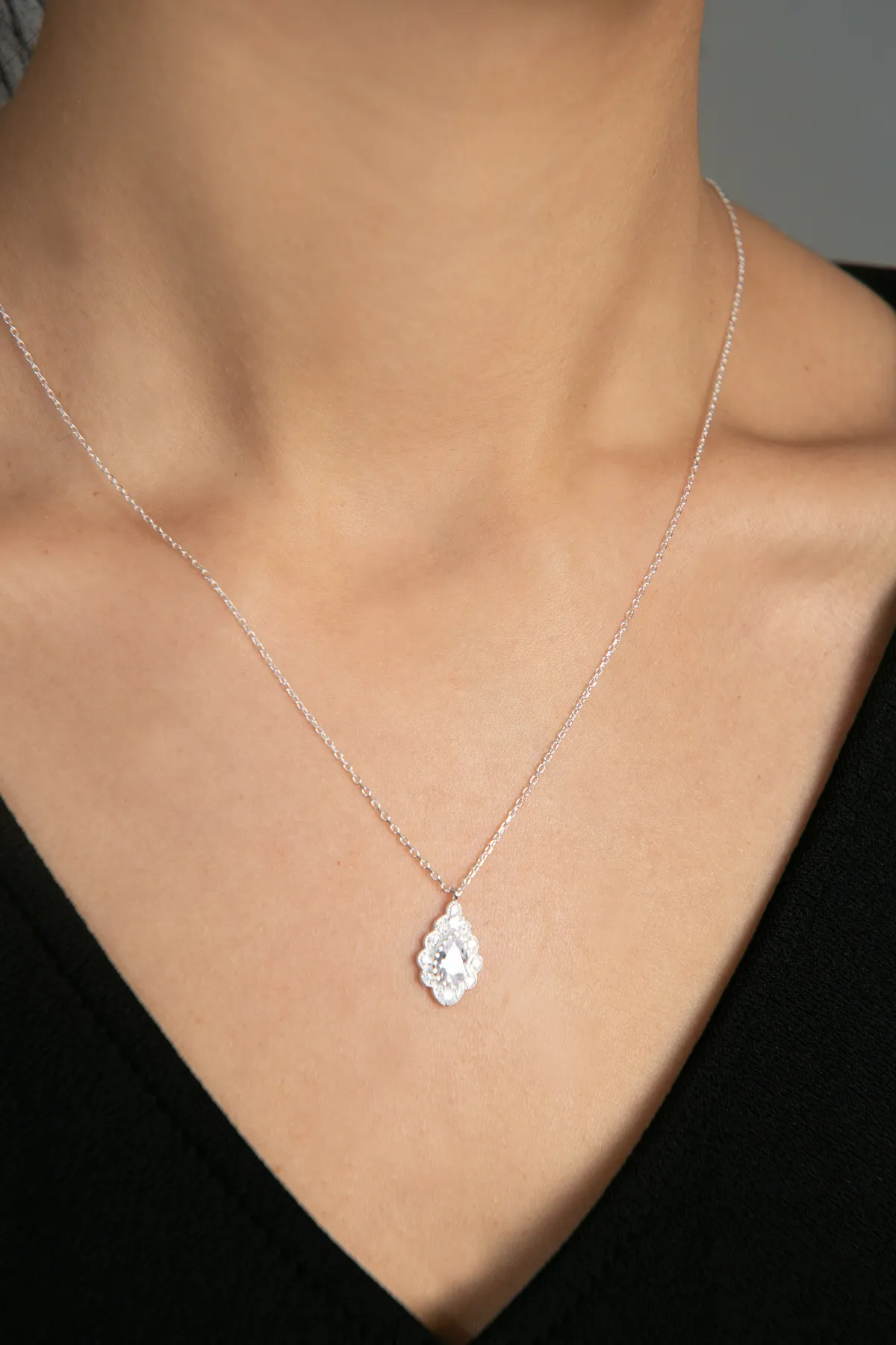 Женское серебряное ожерелье, модель: камень fa182553 Larin Silver#1