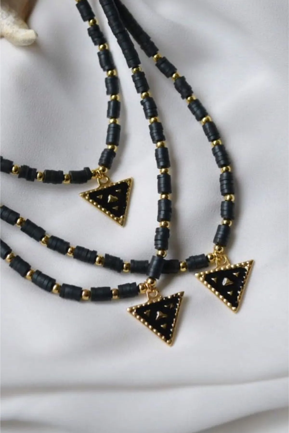 Ожерелье фимо, модель: треугольник ti105 Mori#1