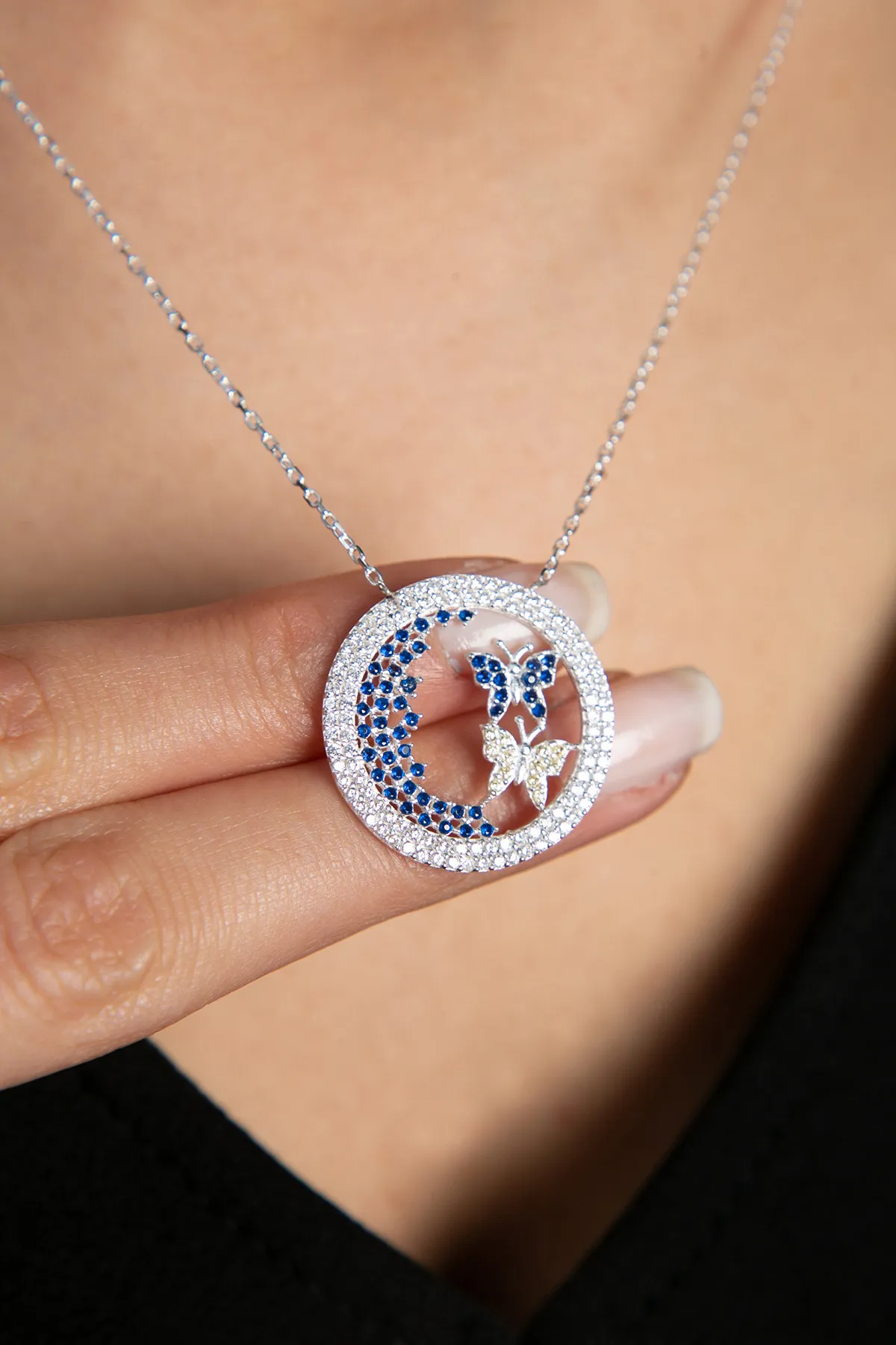 Серебряное ожерелье, модель: бабочка fa182598 Larin Silver#1