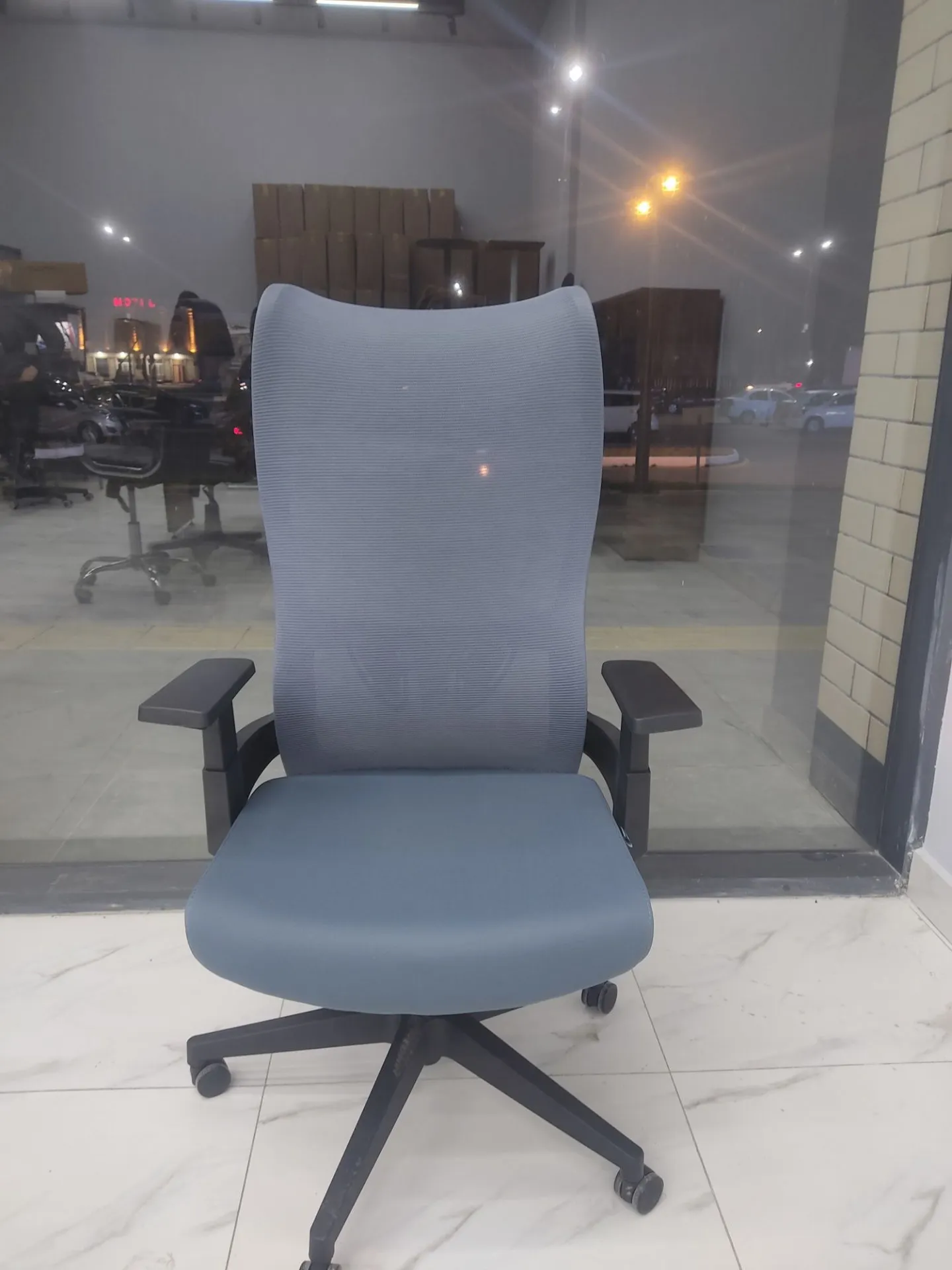 Кресло офисное для руководителя Cady gray#1