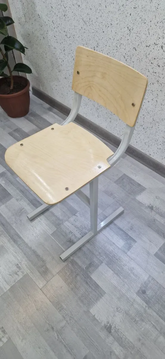 Школьный стульчик для начальных классов#1