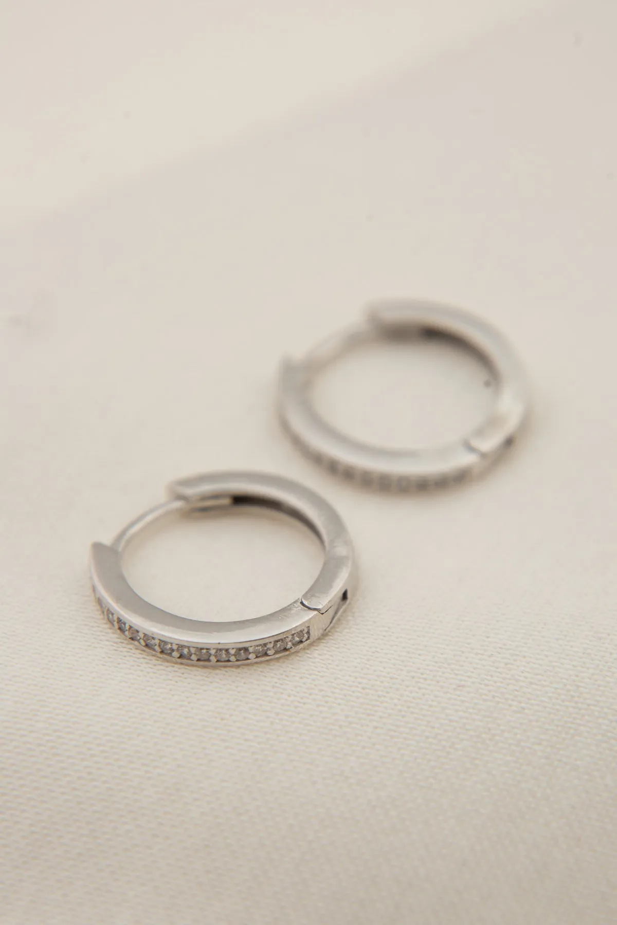 Серебряные серьги, модель: кольца mkp6005 Larin Silver#1