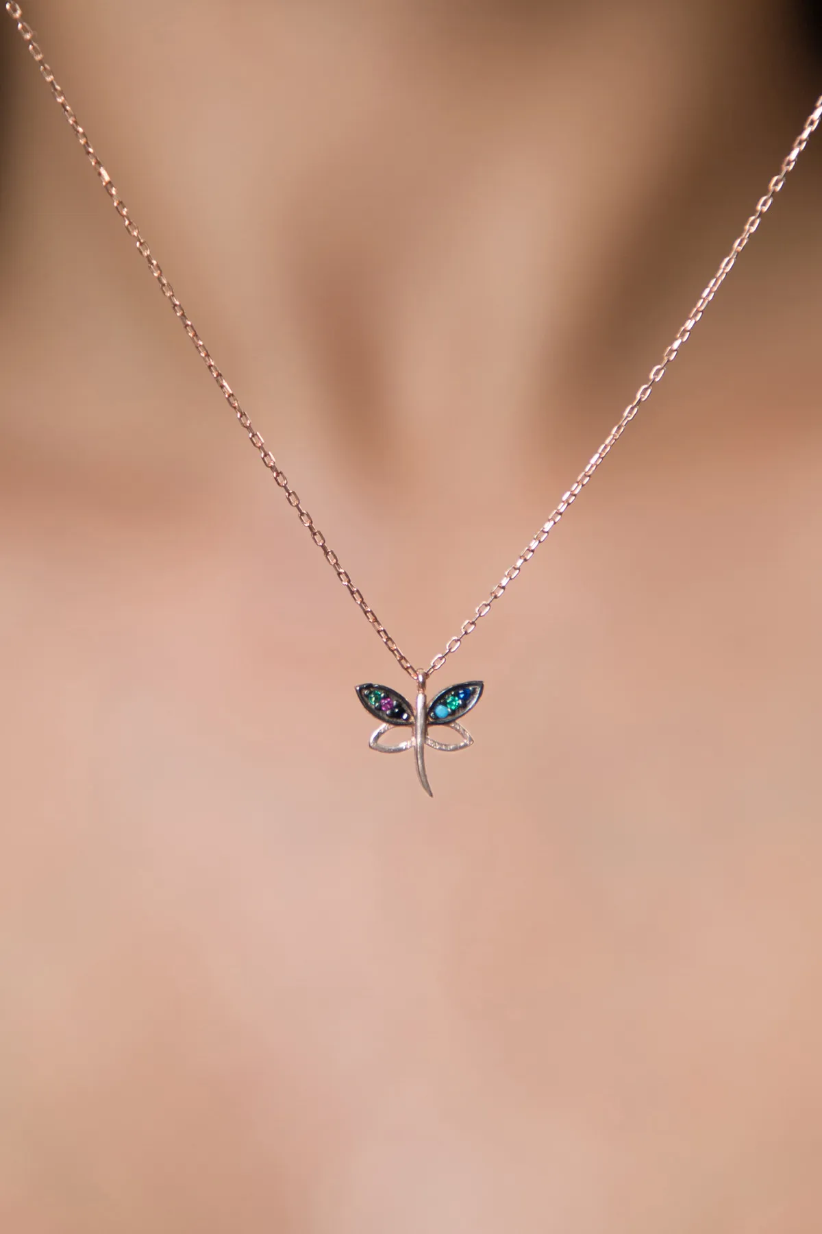 Серебряное ожерелье, с розовым покрытием, модель: стрекоза с разными камнями pp2235 Larin Silver#1