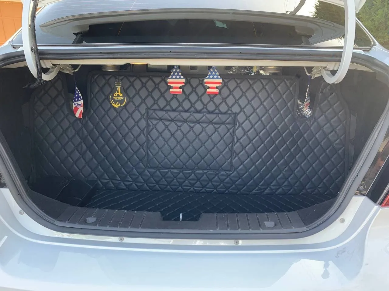 Полик для багажника с прикрытием газ балона Chevrolet Lacetti, Gentra#1
