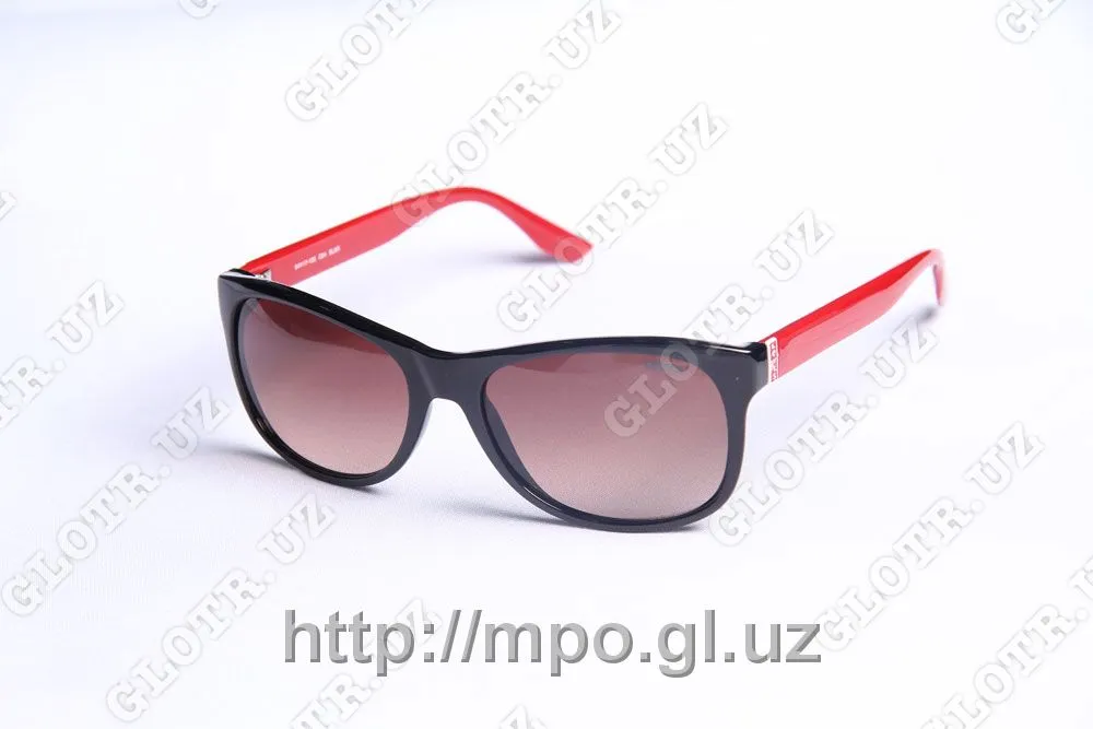 Солнцезащитные очки от Levi's#3