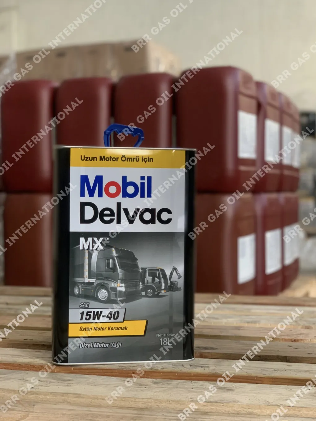 Моторное масло Mobil Delvac MX 15W-40 208 л#1