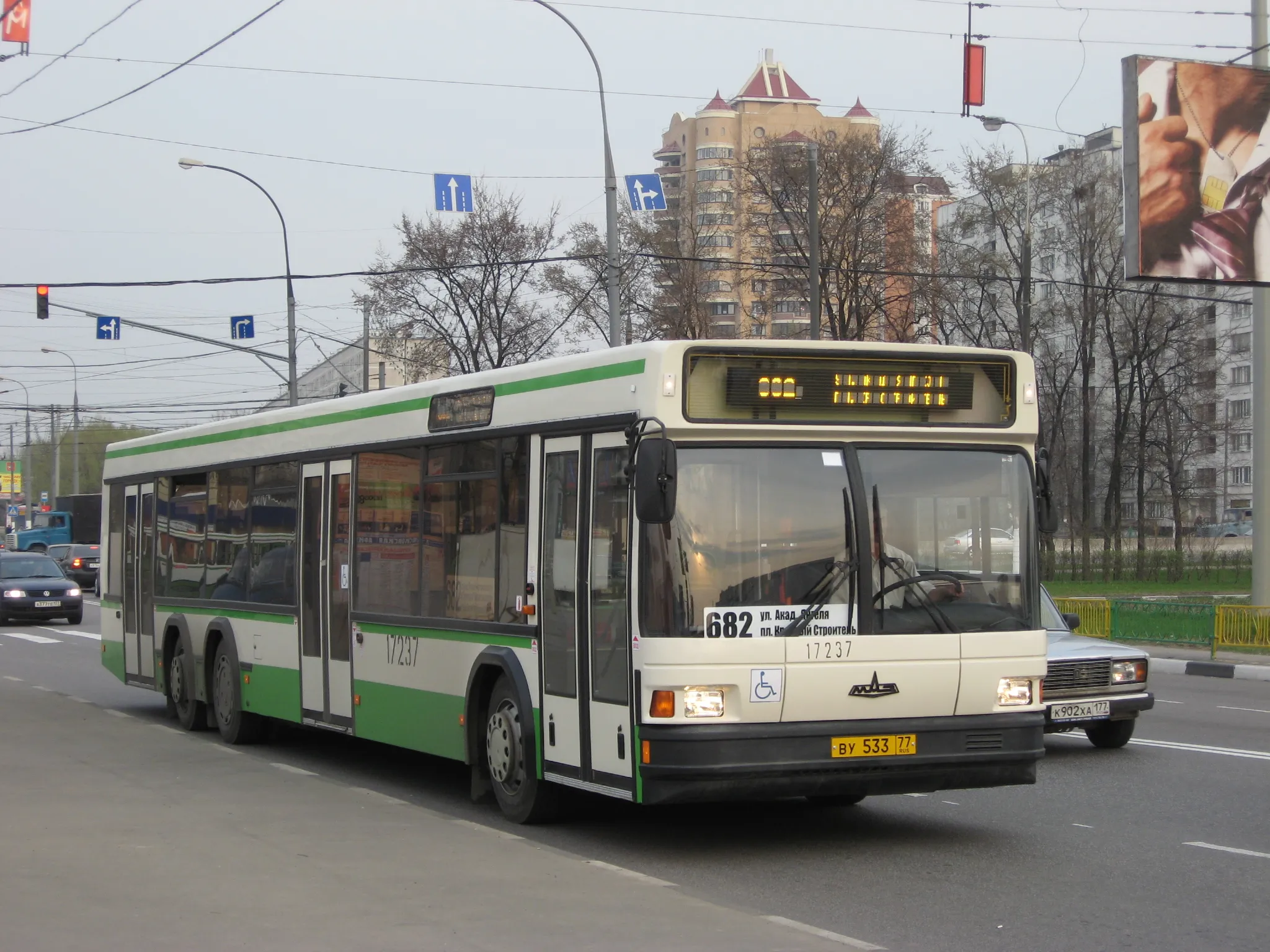 Автобус МАЗ 107#2