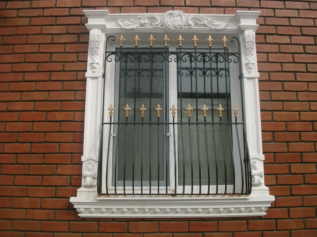 изготовление решеток на окна и балконных.ограды навесы#2