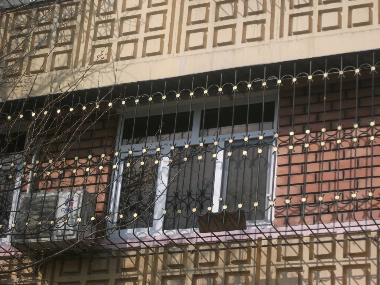 изготовление решеток на окна и балконных.ограды навесы#1