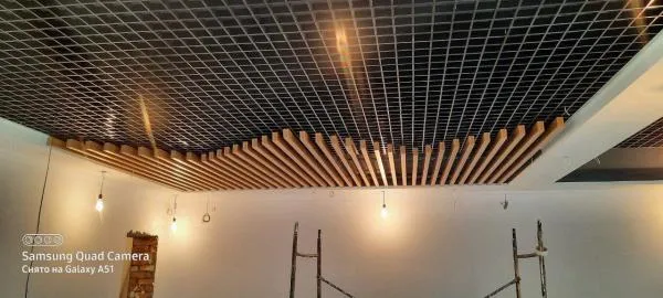 Потолок металлический подвесной Грильято 100х100 мм#6