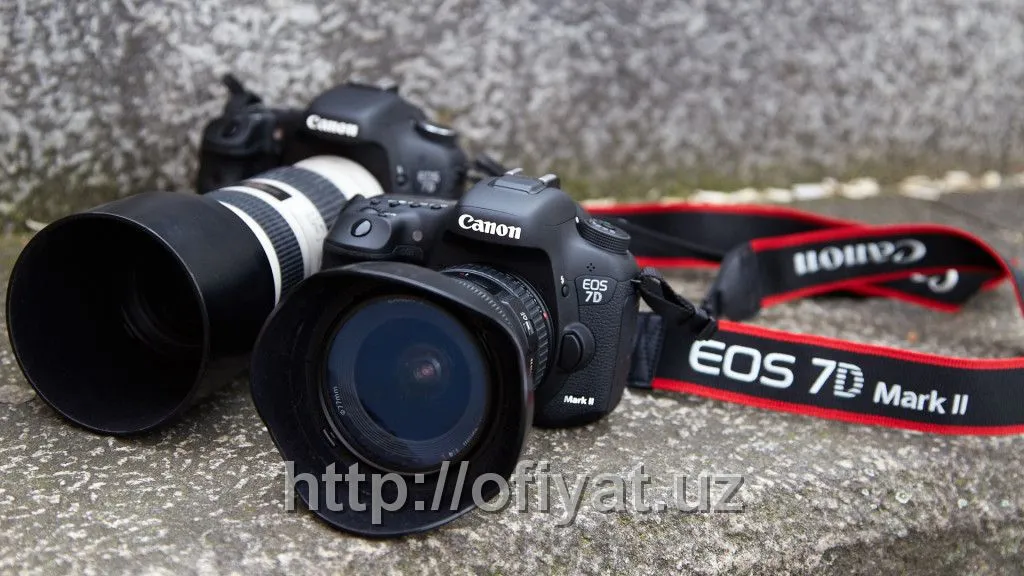 Зеркальный фотоаппарат Canon EOS 7D Mark II#2