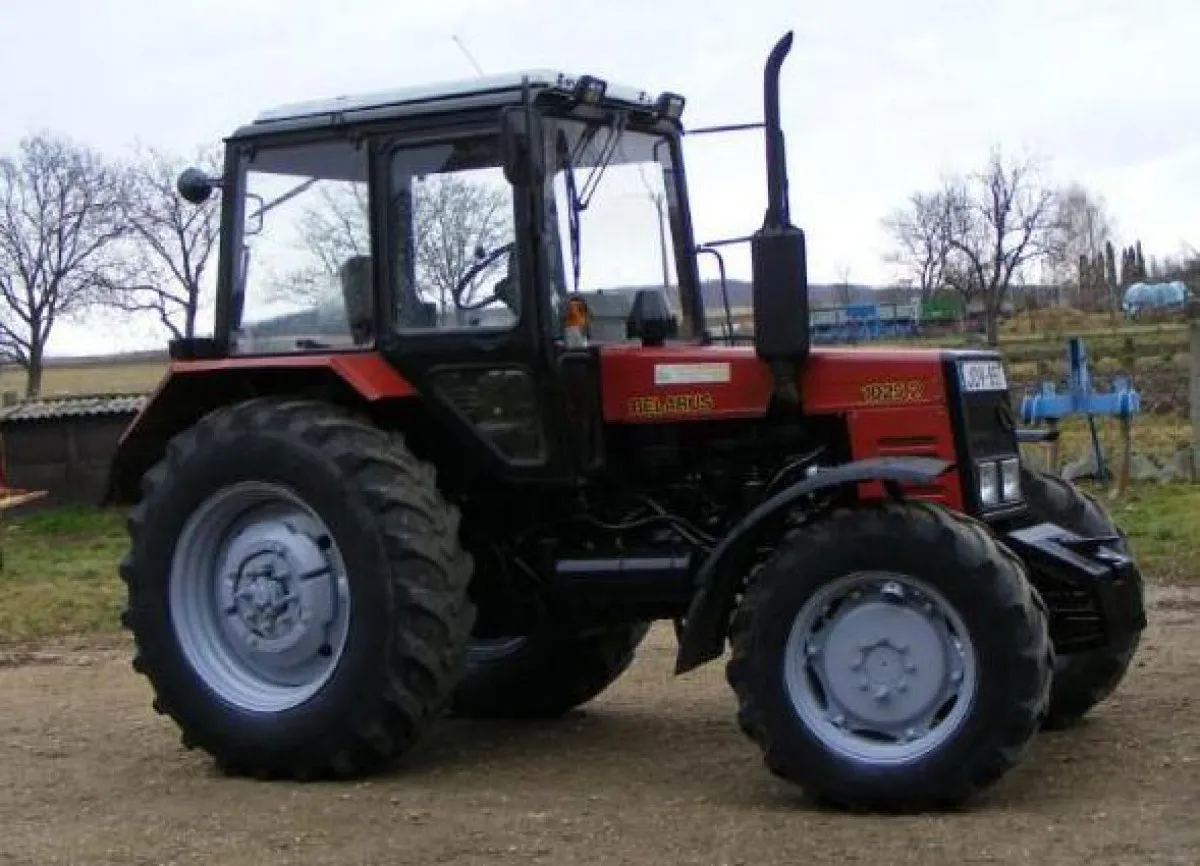 Belarus MTZ 1025 traktori#4