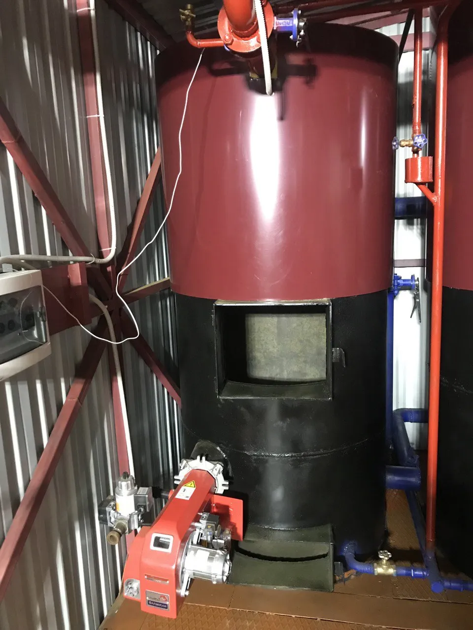 Котлы с дутьевой горелкой, работающие на природном газе КВ-1000#2
