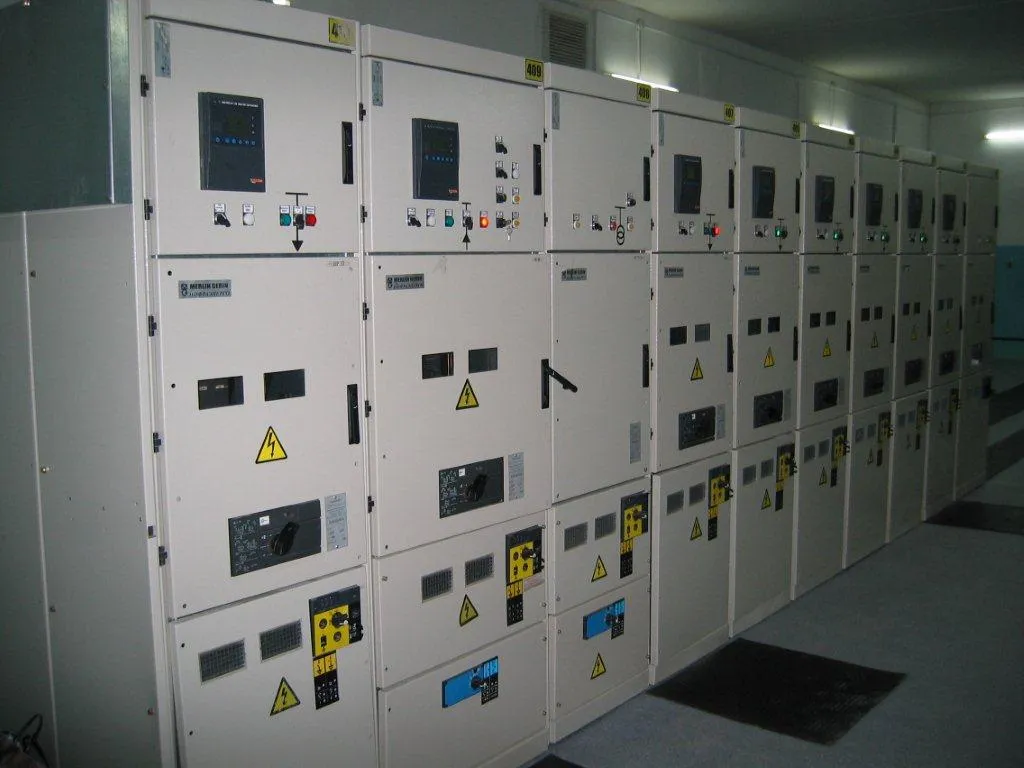 Шкаф комплектных распределительных устройств наружной установки с пунктом учета КРН-ПУ#3