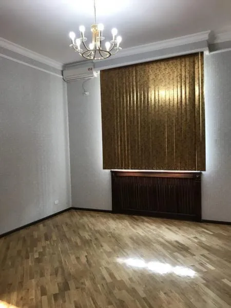 Продаётся евро офис в центре Ташкента. 4 уровня, 876 кв.м.#4