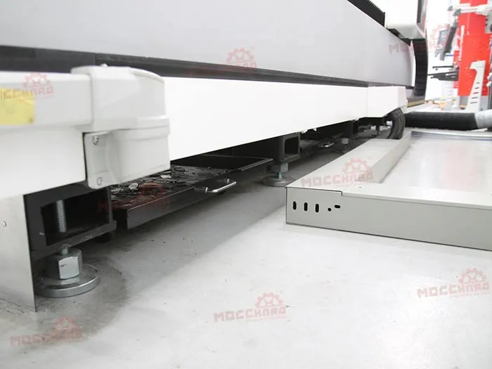 Волоконный лазер Gweike LF3015CN (модель High класса отдельный электрический шкаф с кондиционером)#19