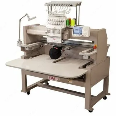 SWF/E-U1501 одноголовочная вышивальная машина с увеличенной площадью (15 игл)#1