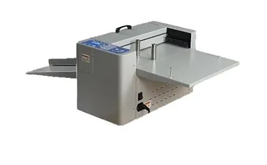 Машина для биговки бумаги с цифровым управлением WD-6602 с ручной подачей