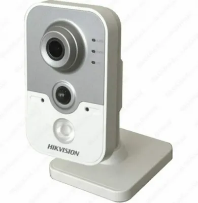 IP video kamera DS-2CD2442FWD-IW