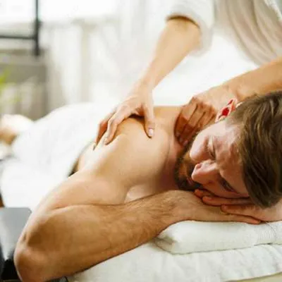 Professional massaj (faqat tashqarida)