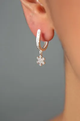 Серебряные серьги, модель: звезда и снежинка esk2163 Larin Silver