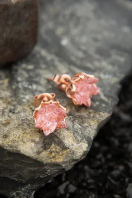 Серебряные серьги, модель: цветок лотоса и розовый камень pp3280 Larin Silver