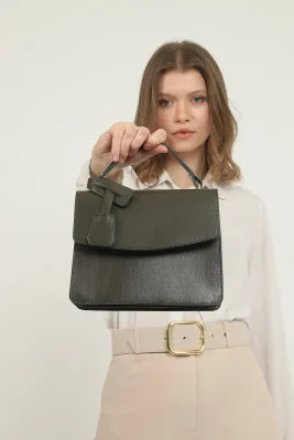 Женская сумка с детализированными ручками и плечевыми ремнями SHK Bag MYZ7895AKS0005 Зеленый