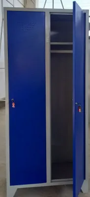 Шкаф металлический для одежды