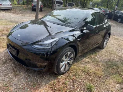 Электромобиль Tesla Model Y 660km