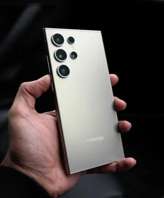 Смартфон Samsung Galaxy S24 Ultra 24/7GB