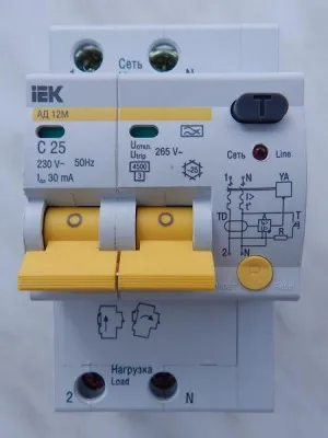 Автоматический выключатель дифференциального тока АД12М 2Р С 50-63 30мА ИЭК